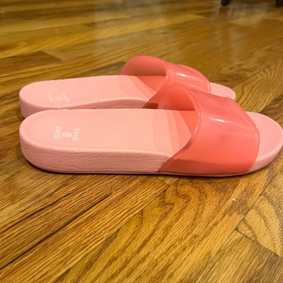 Sandals - Picture 3 of 3